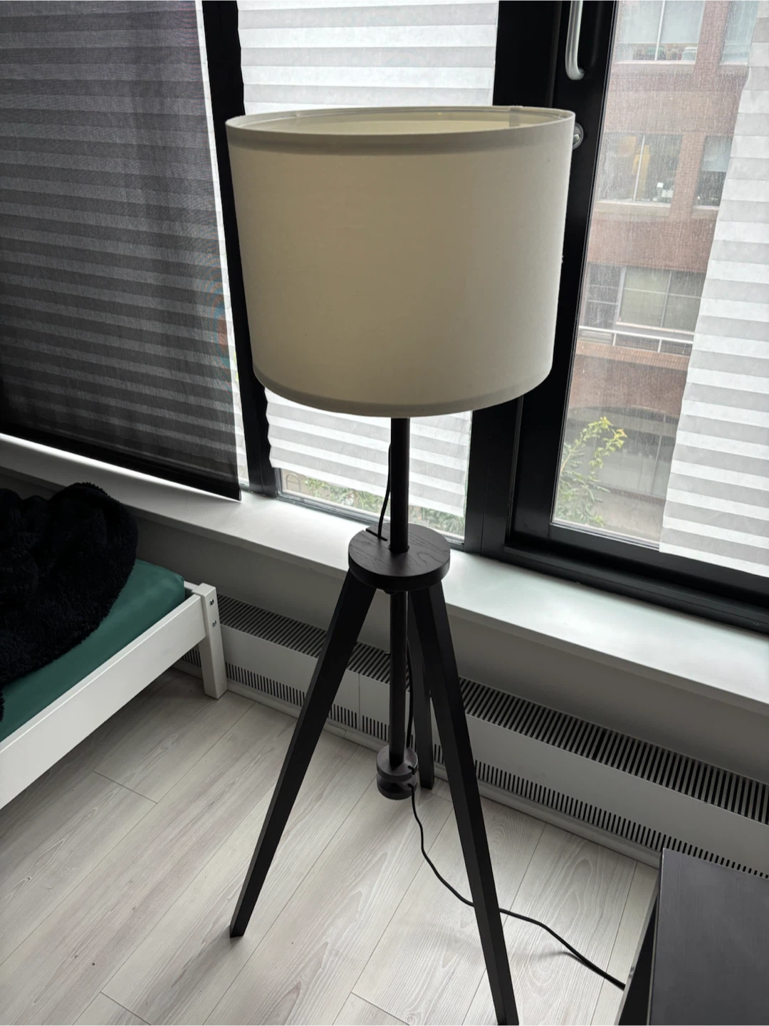 IKEA Floor Lamp with Tripod Base - photo 3