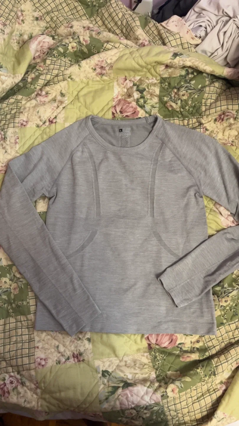 Lululemon Long Sleeve Shirt Size L - photo 2
