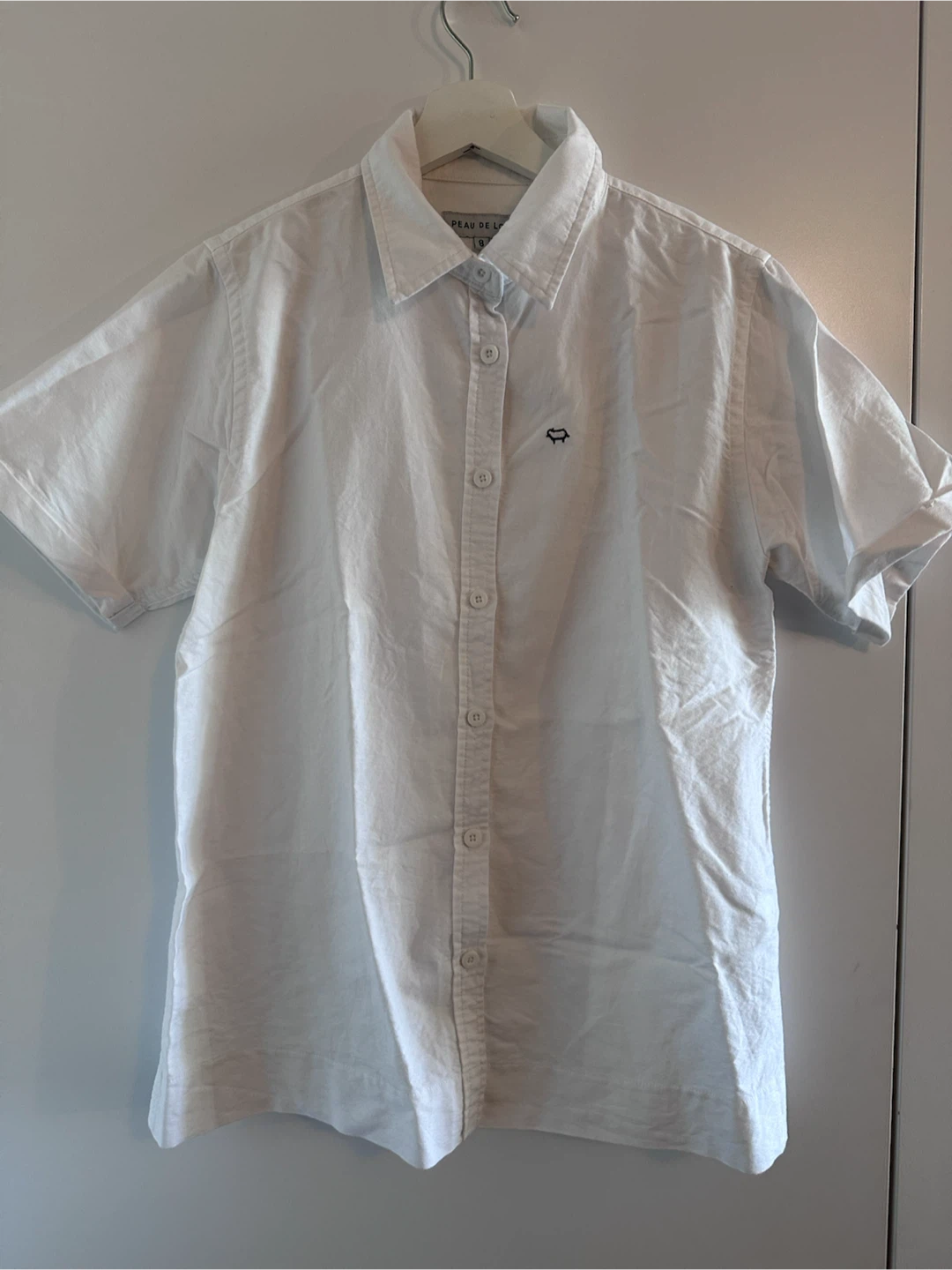 Peau de Loup White Button-Up Shirt - Size 8