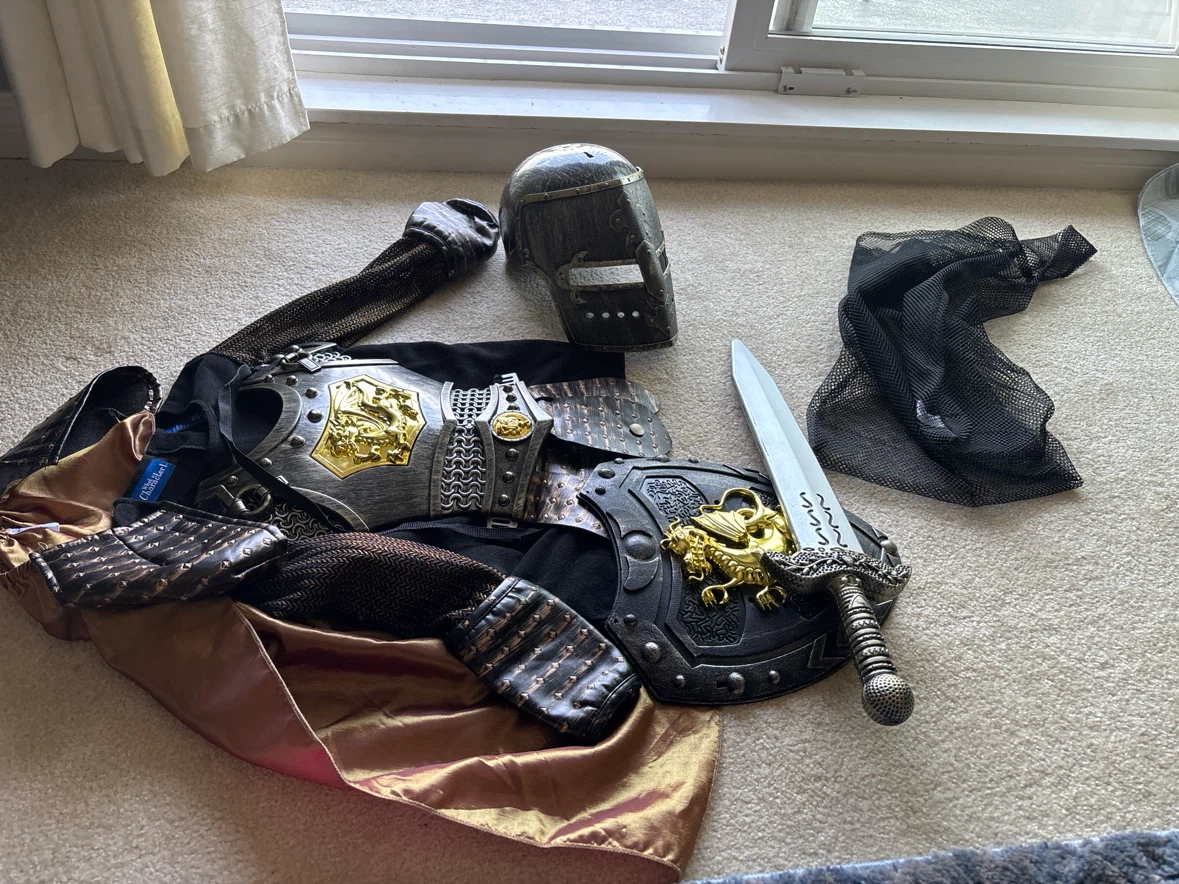 Like-New Kids Dragon Knight Costume Set (Fits ~5 Years Old) - photo 2