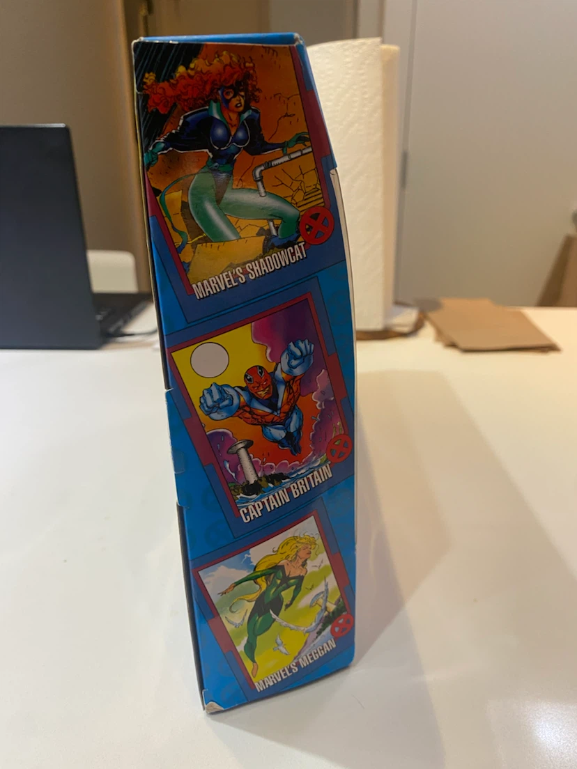 Marvel Legends X-Men Captain Britain, Meggan & Shadowcat Set - photo 2