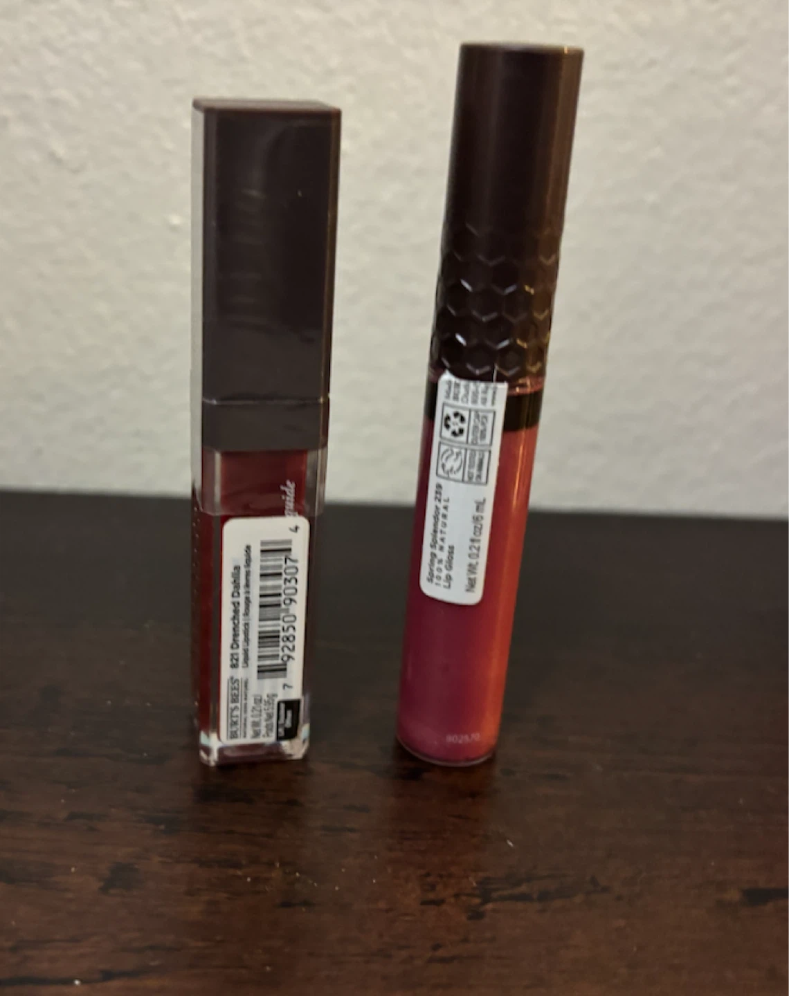 NEW-Lot of 2-Burt's Bees 100% Natural Lip Gloss - photo 2