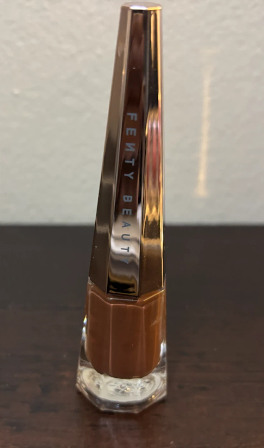 NEW-Fenty Beauty Stunna Lip Paint - Unveil 04