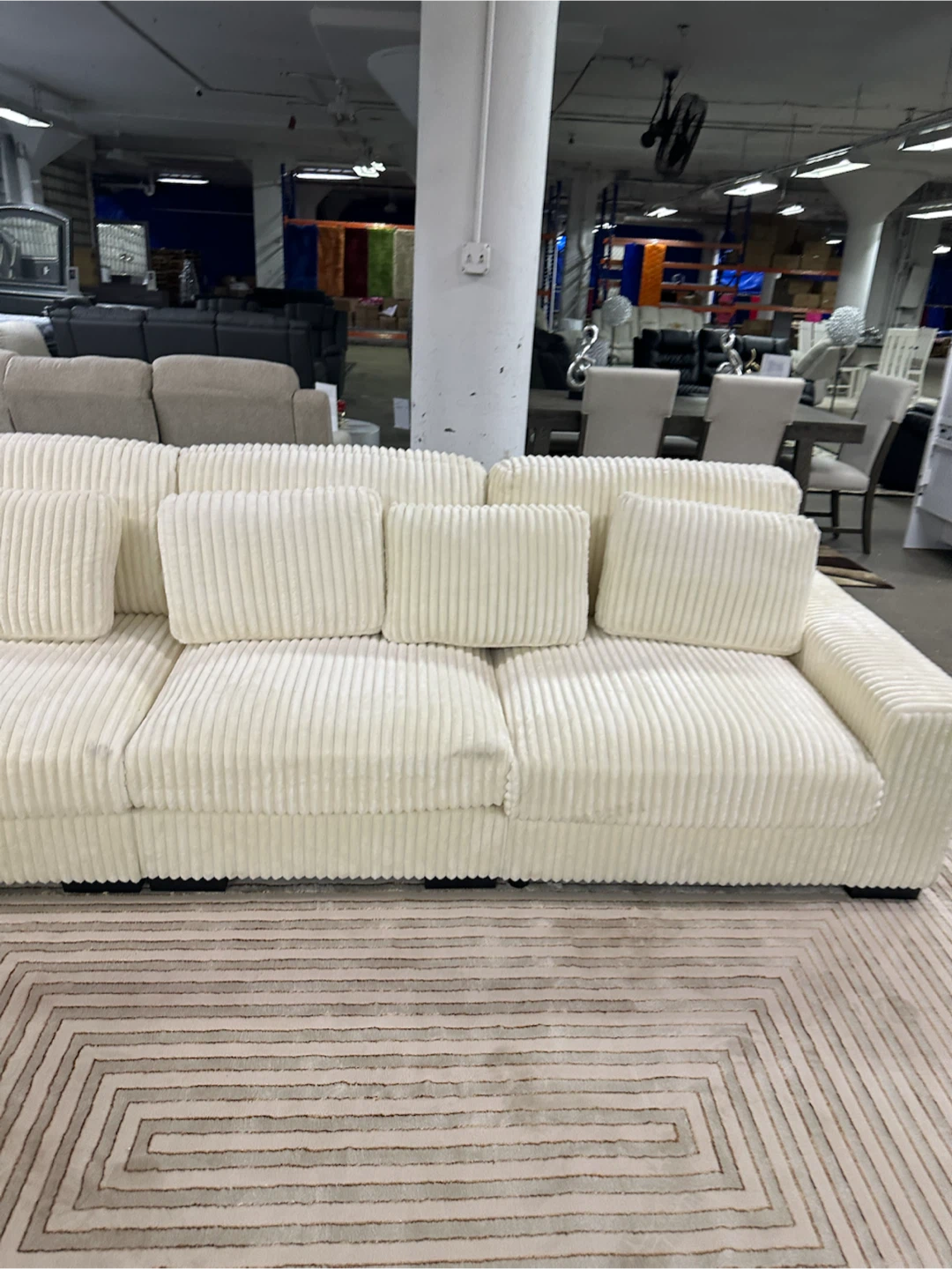 Corduroy white L shape sectional - photo 3