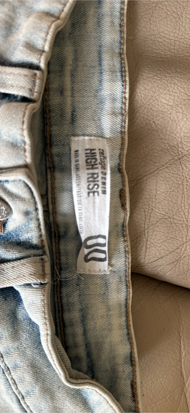 Refuge Denim High Rise Jean Shorts size 00 - photo 2