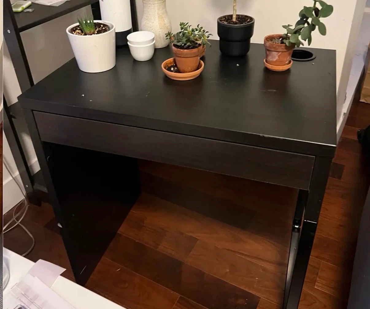 Ikea Micke Desk in Black - photo 2