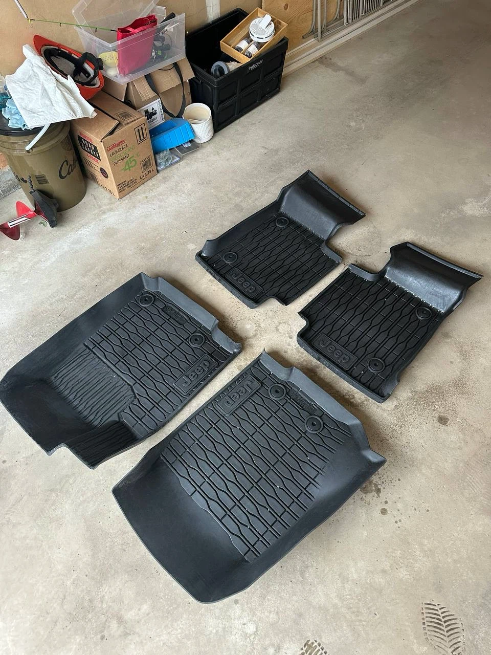 Grand Cherokee OEM rubber floor mats