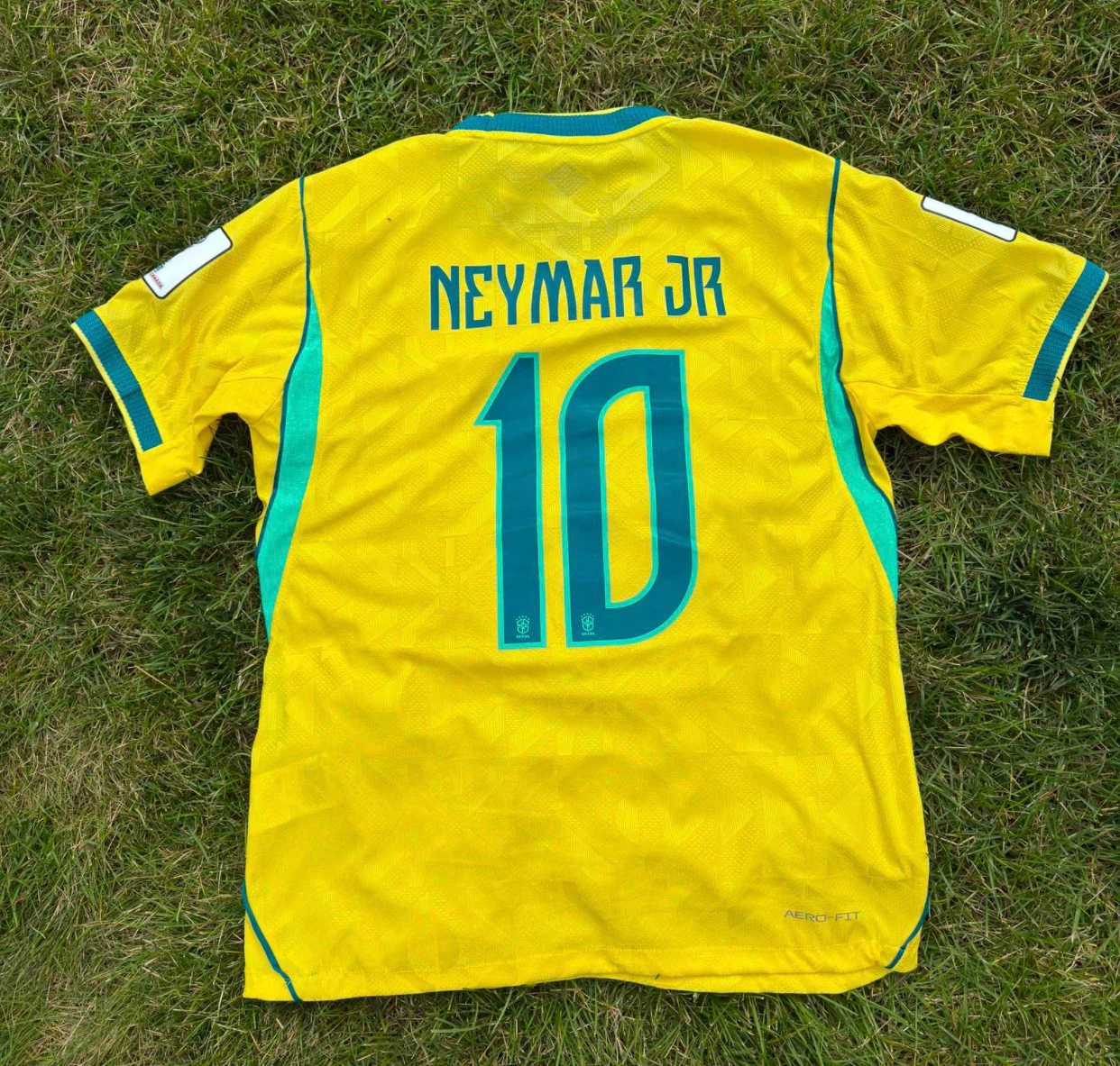 Brazil National Team Neymar Jr. #10 Soccer Jersey - photo 2