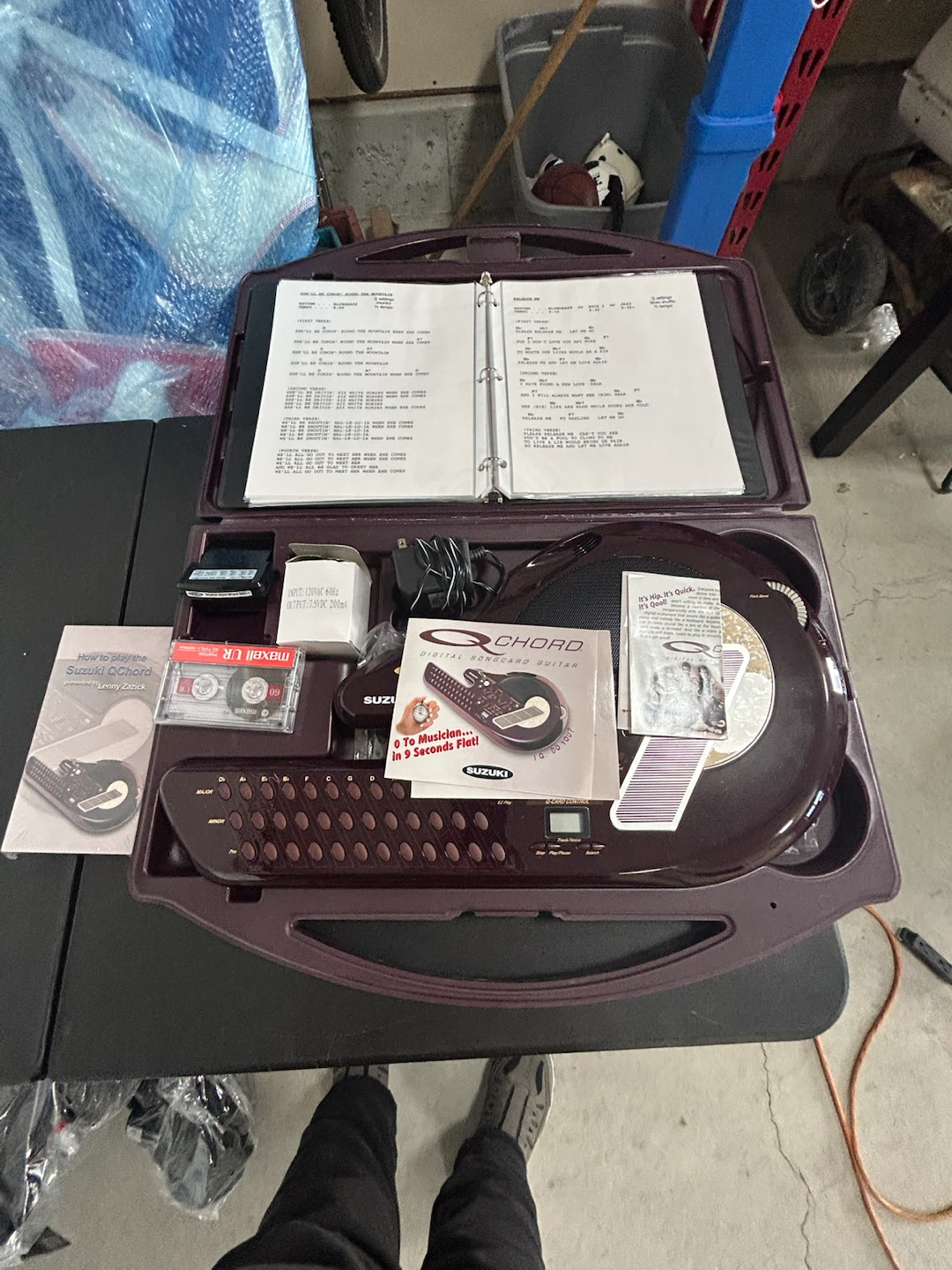 Suzuki QChord Digital Chord Guitar