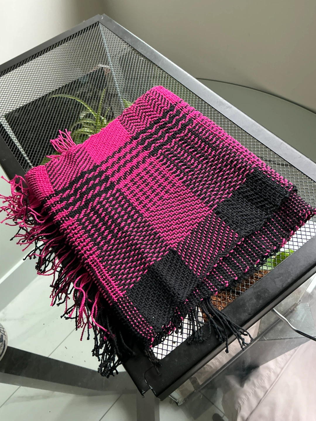 Handmade Black pink taestry cover - photo 2
