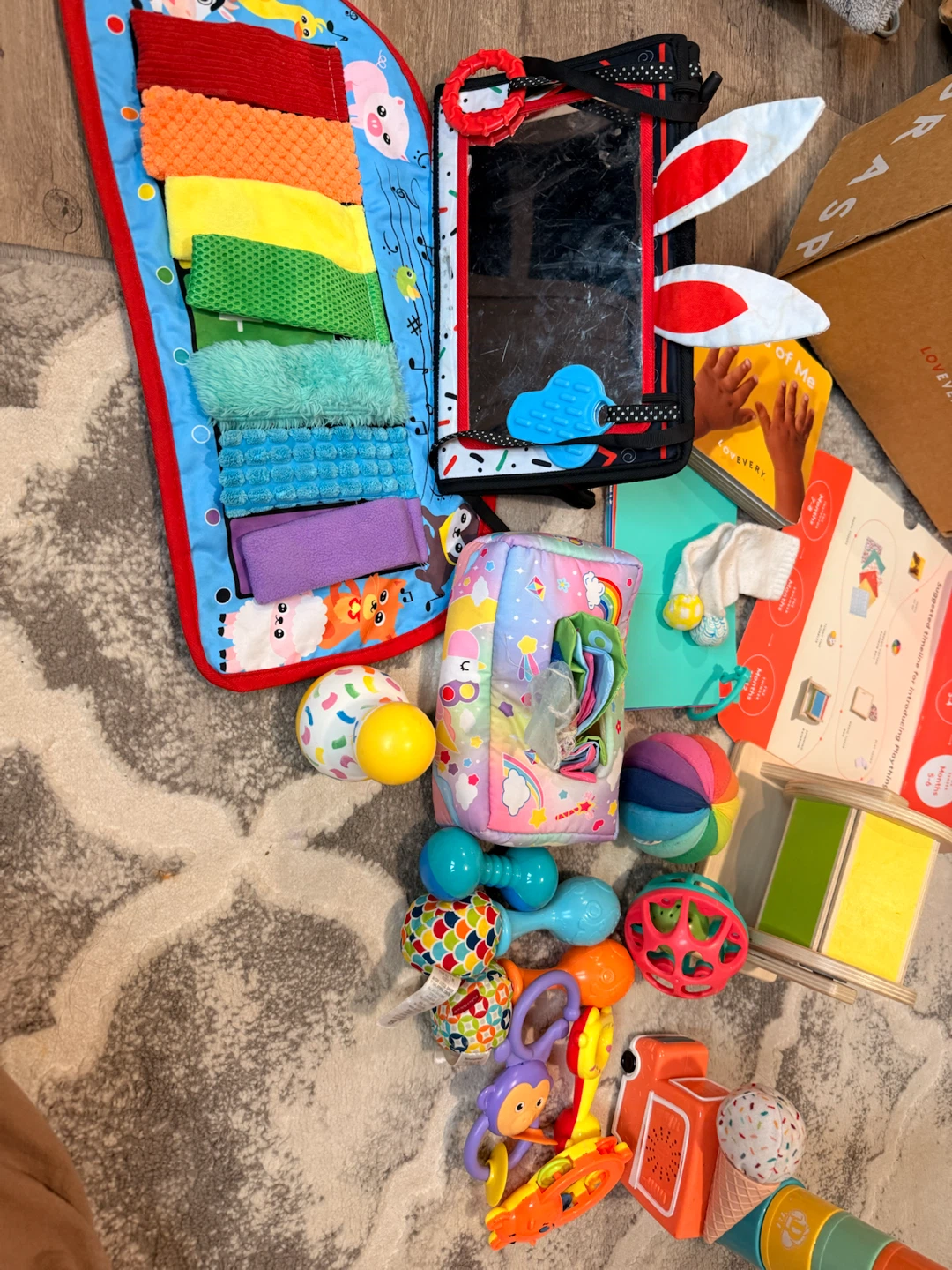 Lovevery sensory kit