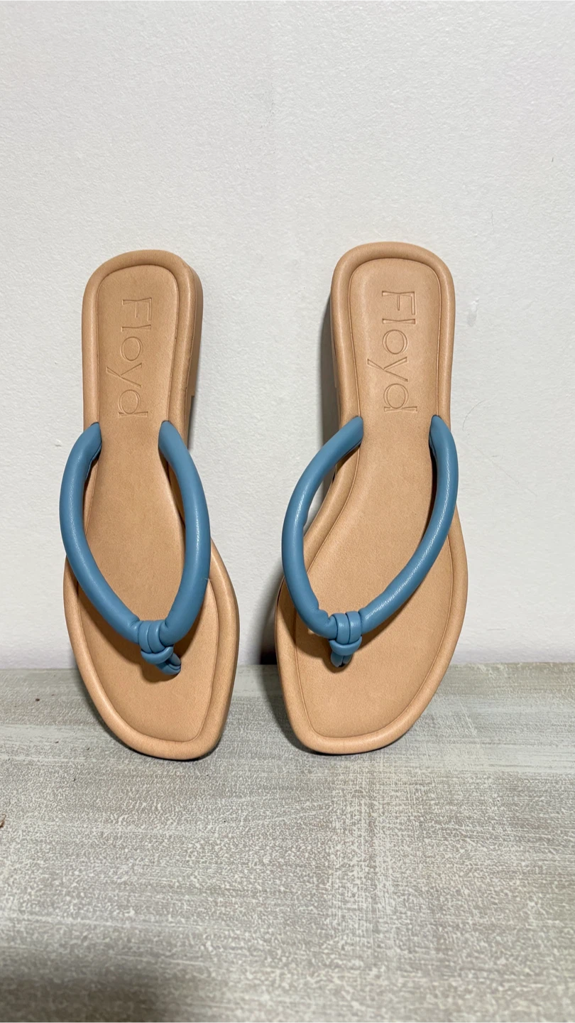 Floyd Women's Blue Thong Sandals Size 7 - photo 2