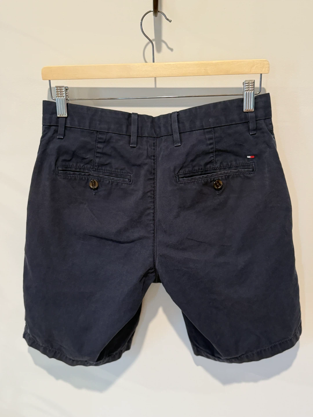 Tommy Hilfiger Men’s Navy Chino Shorts – Size 29 - photo 3