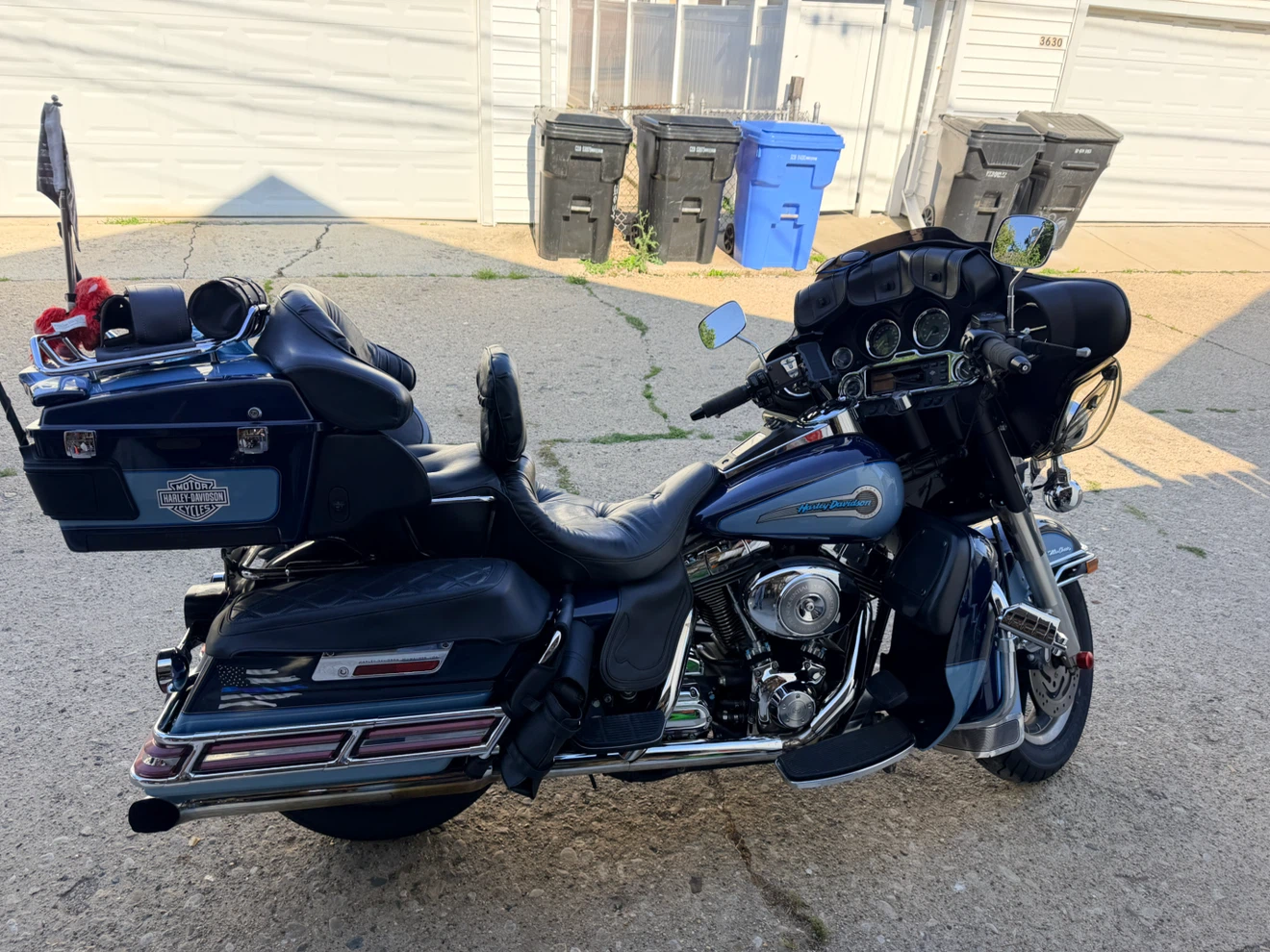 Harley-Davidson Motorcycle - photo 4