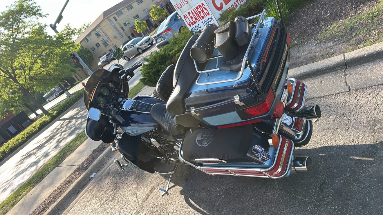 Harley-Davidson Motorcycle - photo 5