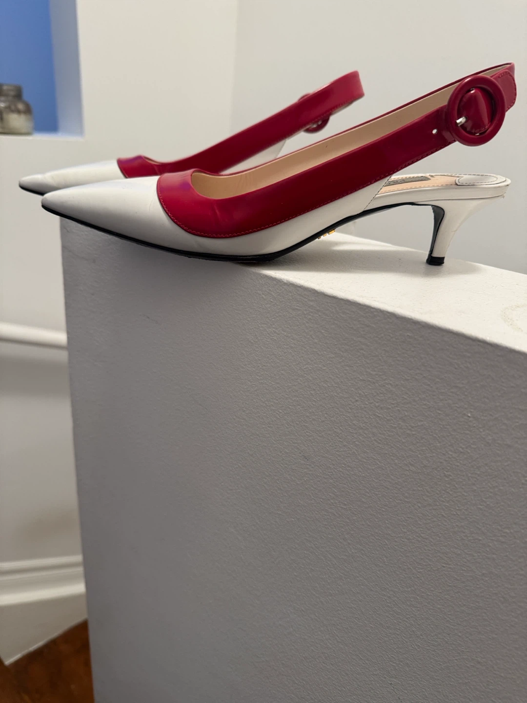 Prada Slingback Heels White Red Size 38.5 - photo 4