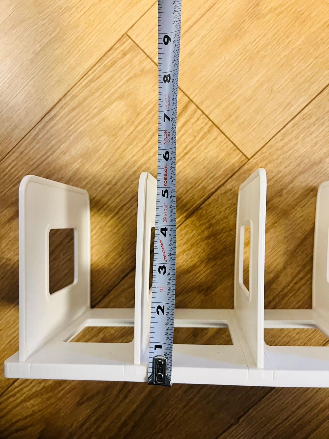 White Plastic file holder - photo 2