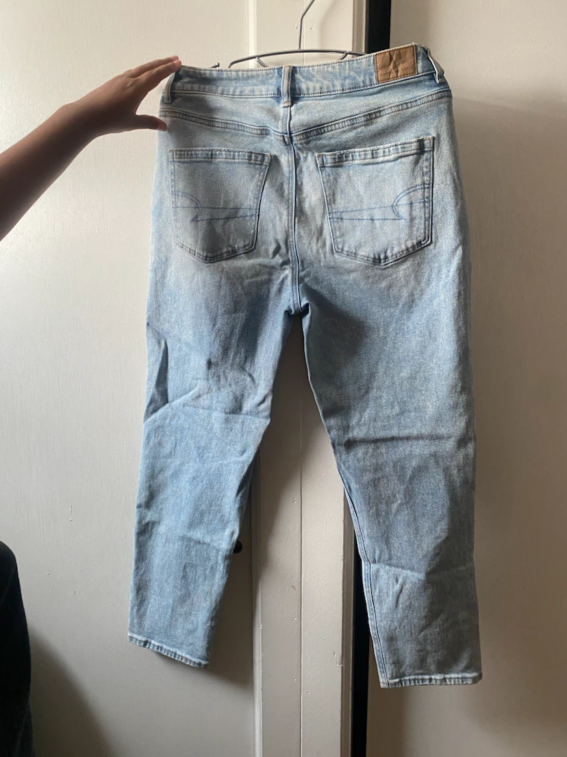 American Eagle Light Wash Mom Jeans - photo 4