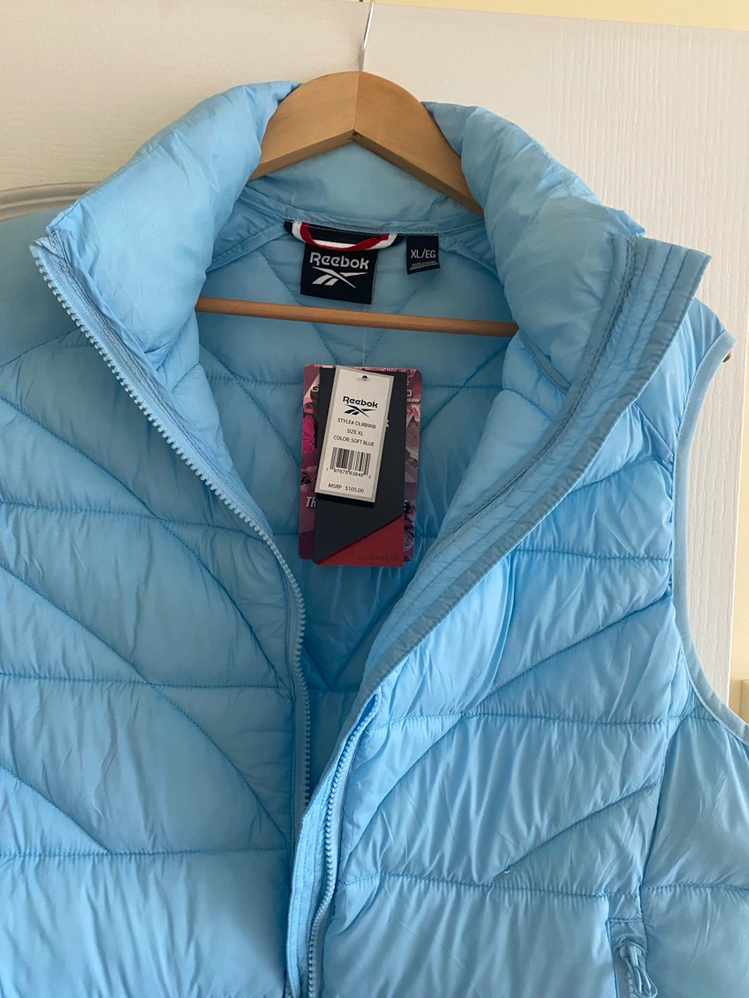Brand New with tags Reebok Puffer Vest - Soft Blue - Size XL - photo 2