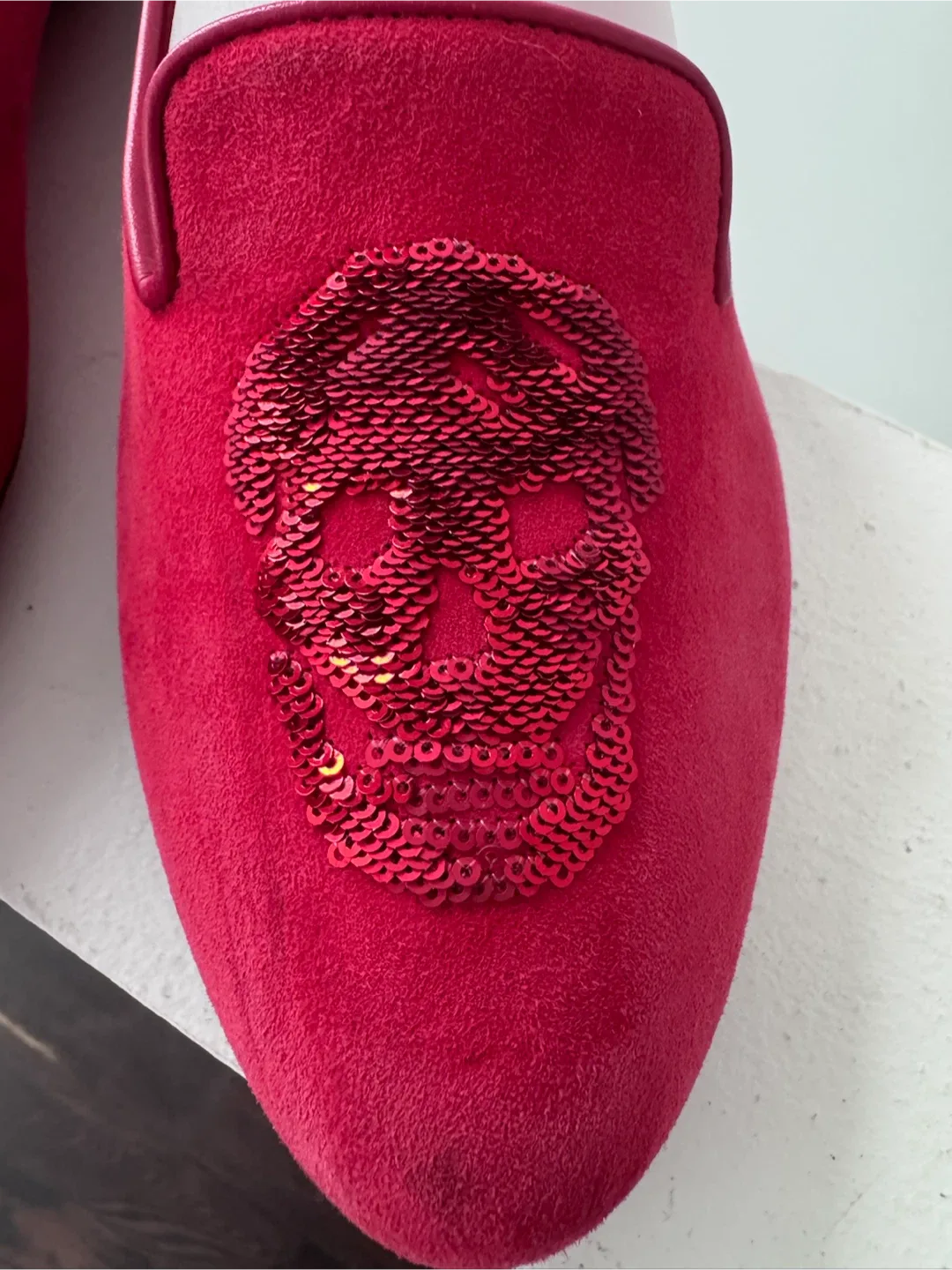 Alexander McQueen Red Suede Skull Loafers - photo 3