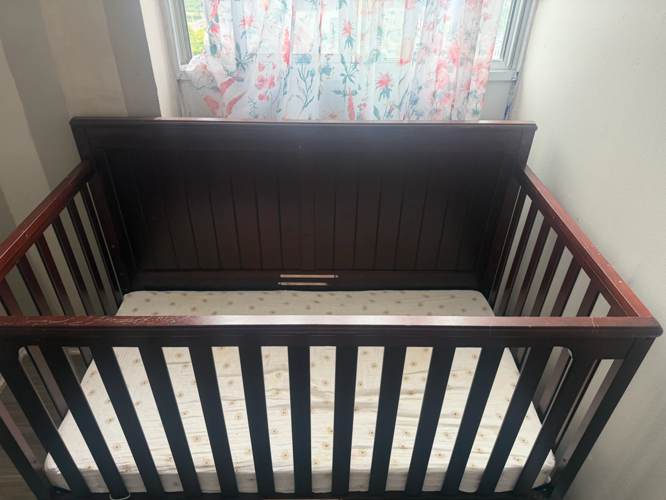 Graco Hadley Convertible Crib - Dark Brown - photo 2