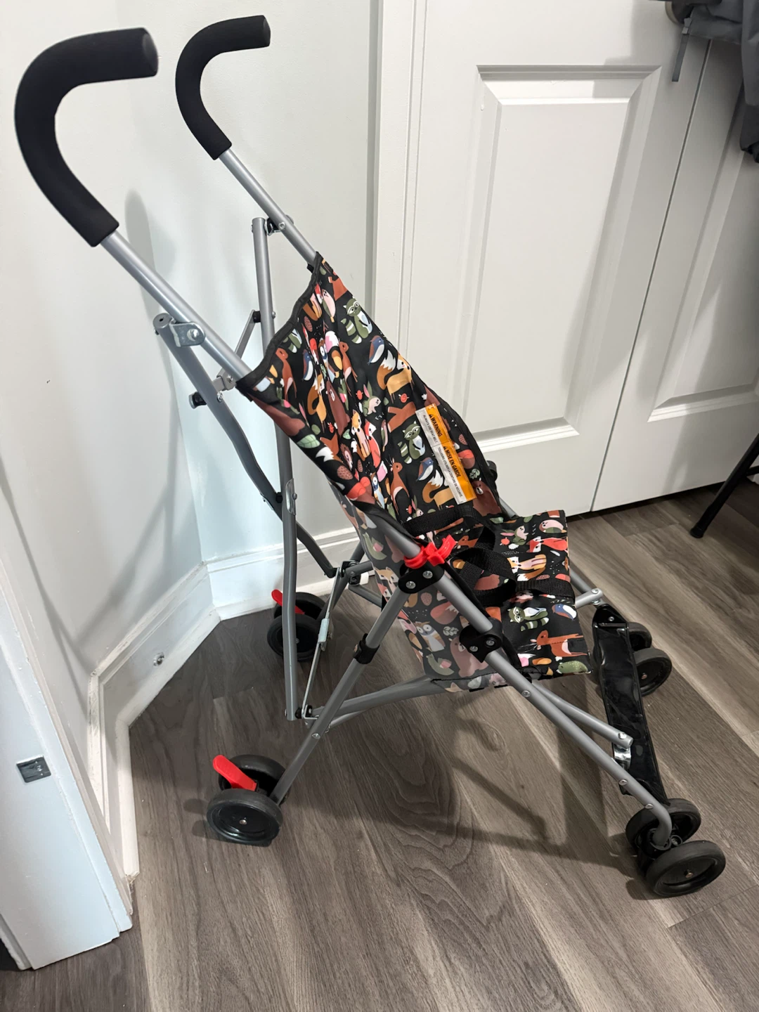 Title: Kids Umbrella Stroller – Lightweight & Foldable.
