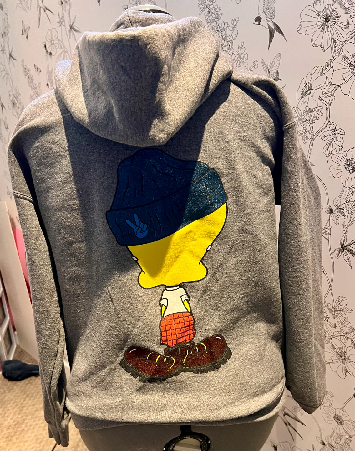Tweety Bird "YO" Hoodie - photo 2