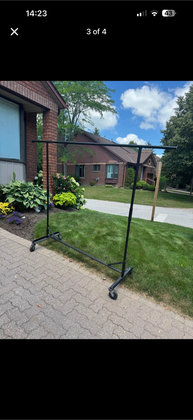 Black Rolling Garment Rack adjustable height - photo 2