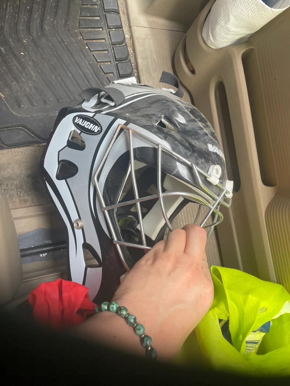 Vaughn Goalie Mask - photo 2