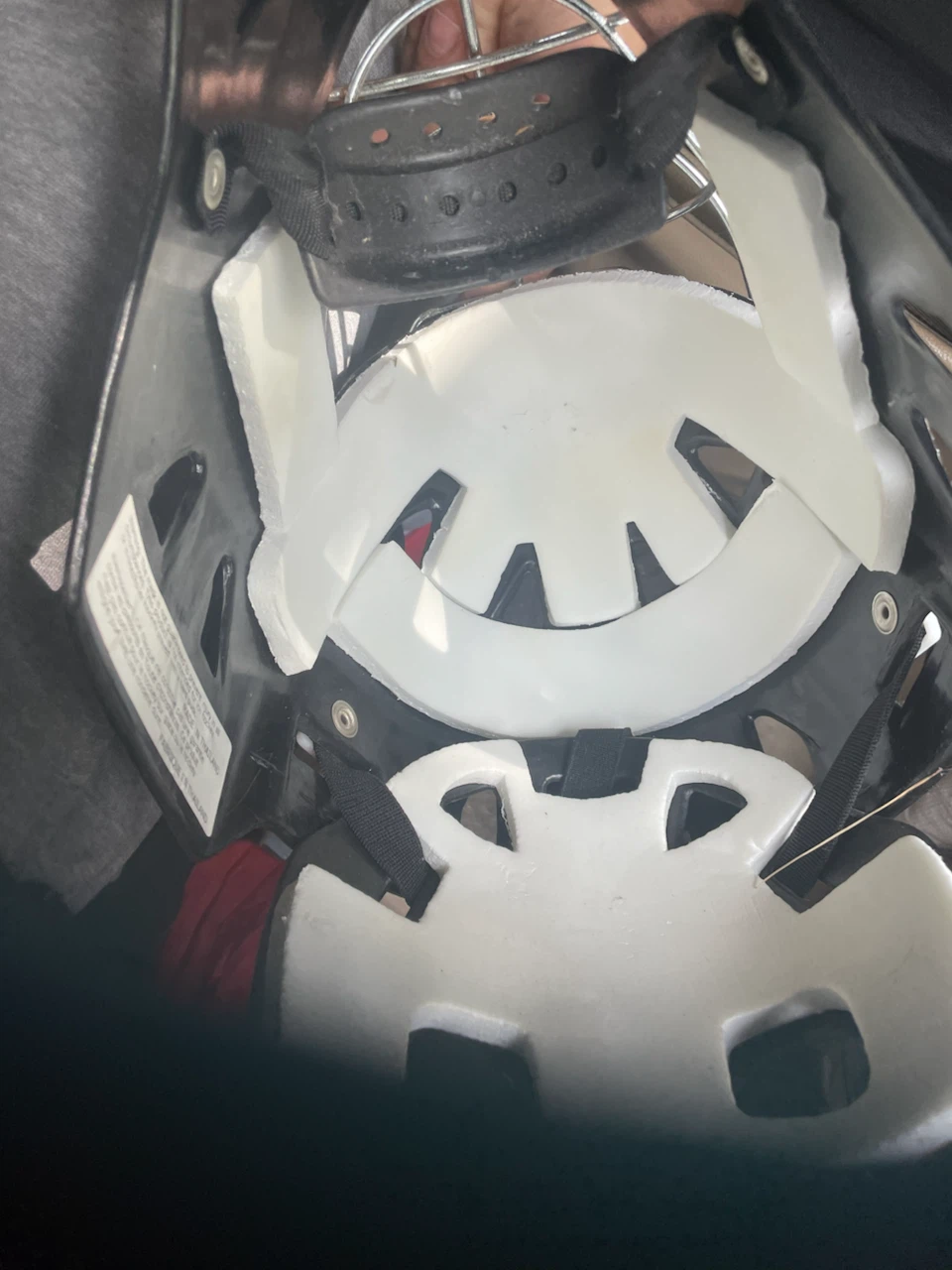 Vaughn Goalie Mask - photo 3