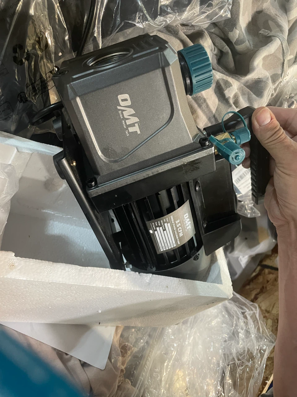 HVAC Vacuum Pump  (Brand New)