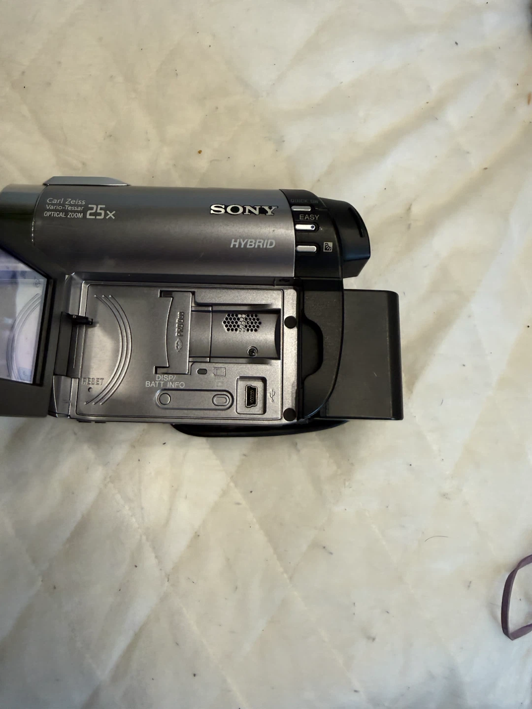 Sony Handycam Hybrid DVD Camcorder - photo 2