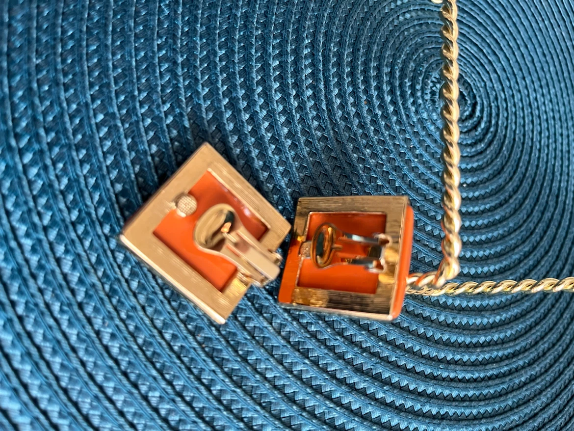 Vintage Caramel Colour Square Clip-On Earrings - photo 4