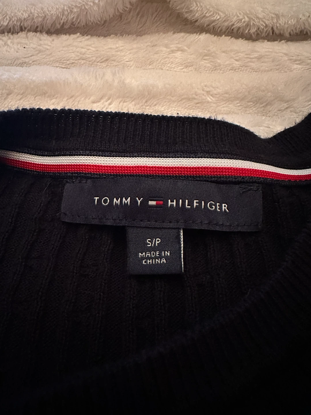 Tommy Hilfiger Cable Knit Sweater S/P - photo 3
