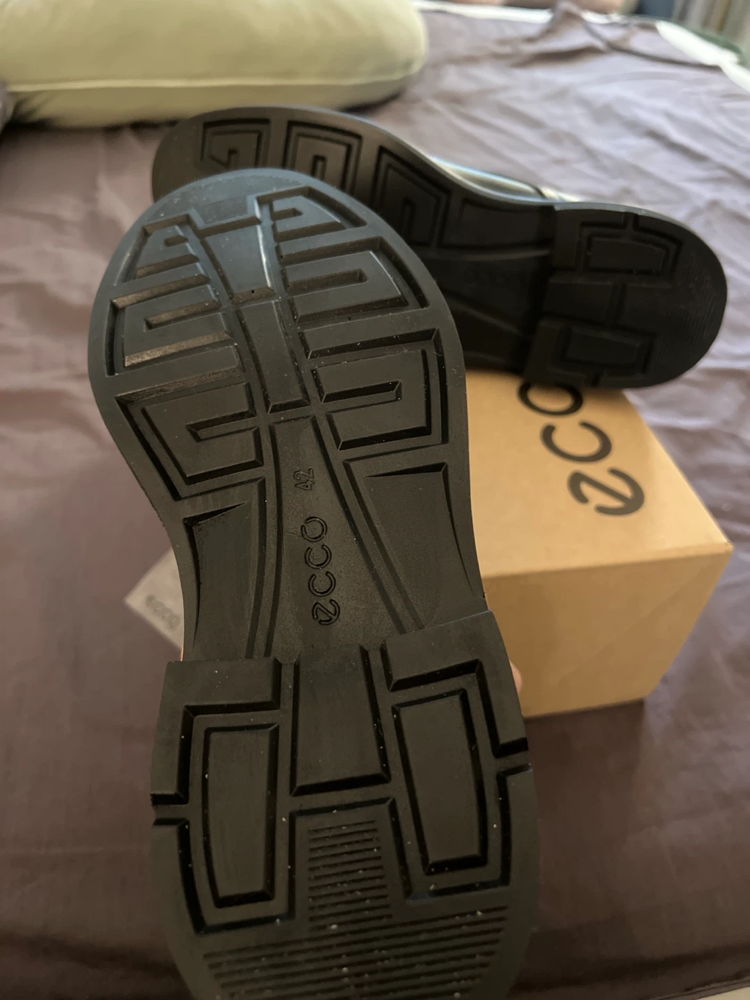 Brand New ECCO Leather Derby Shoes - photo 4
