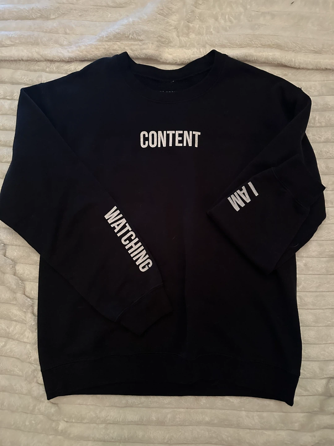Liza Koshy 2019 "Content" Sweatshirt L/G