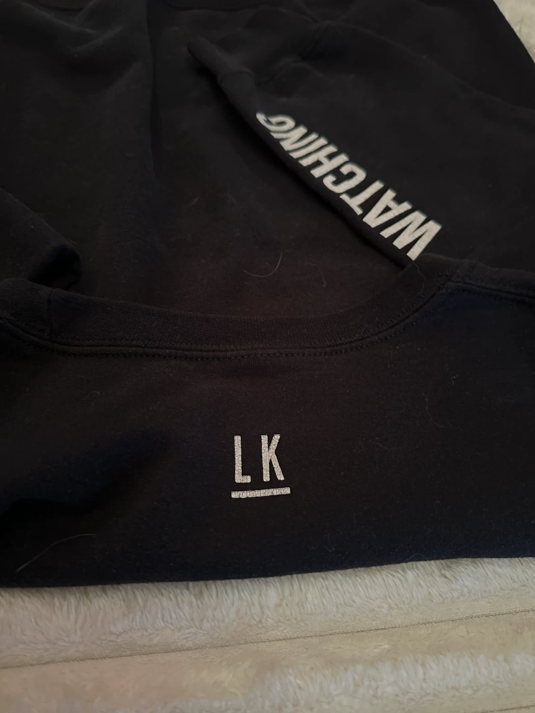 Liza Koshy 2019 "Content" Sweatshirt L/G - photo 2
