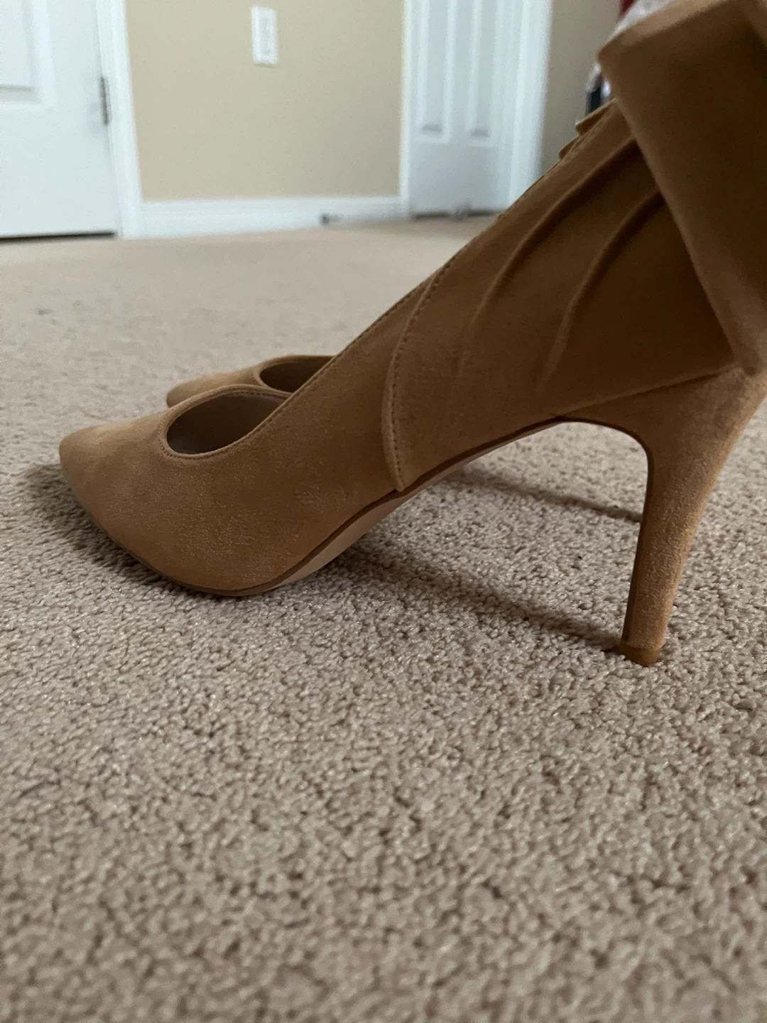 Tan Suede Bow Heels - photo 3
