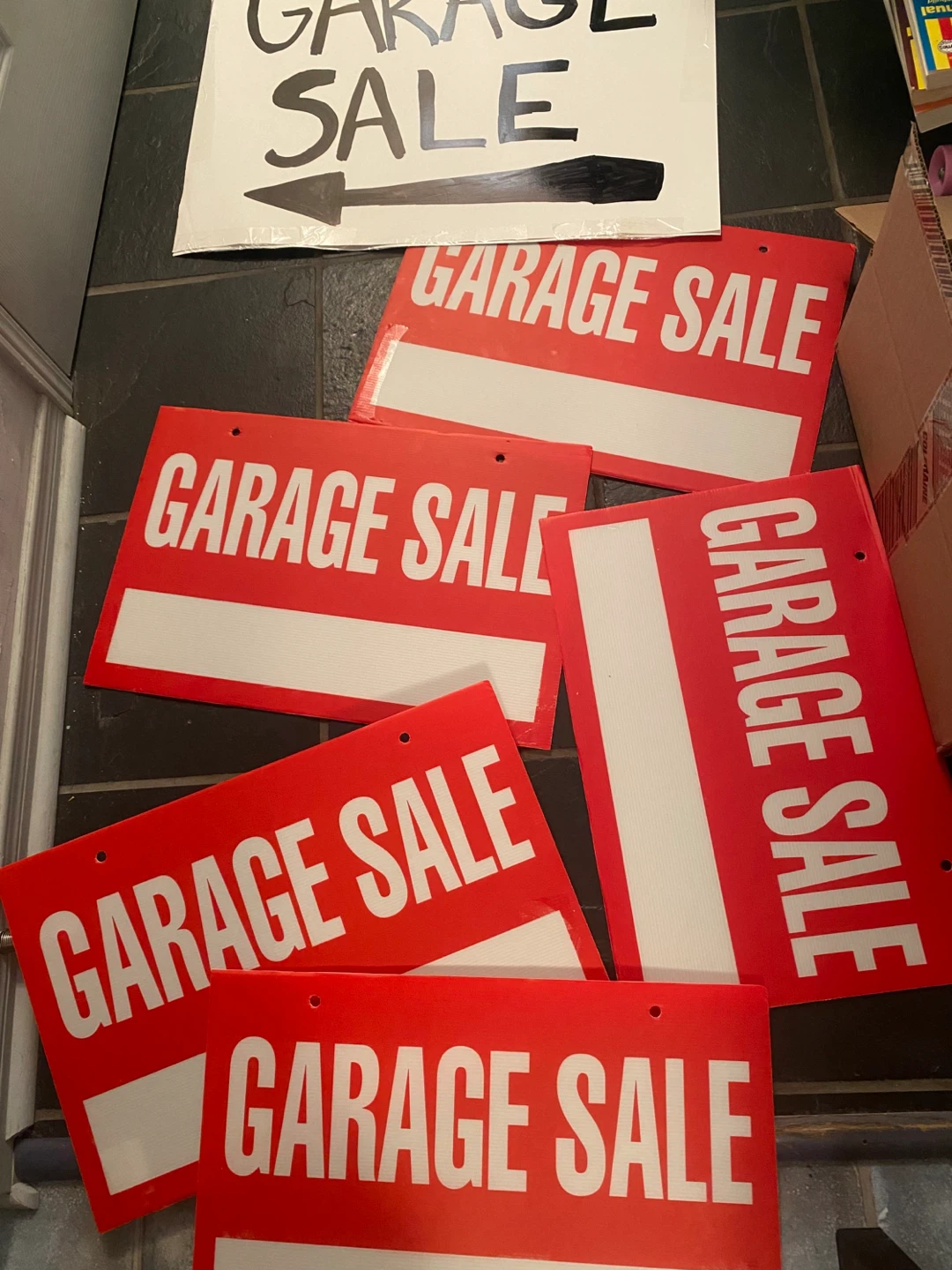 Garage Sale Signs