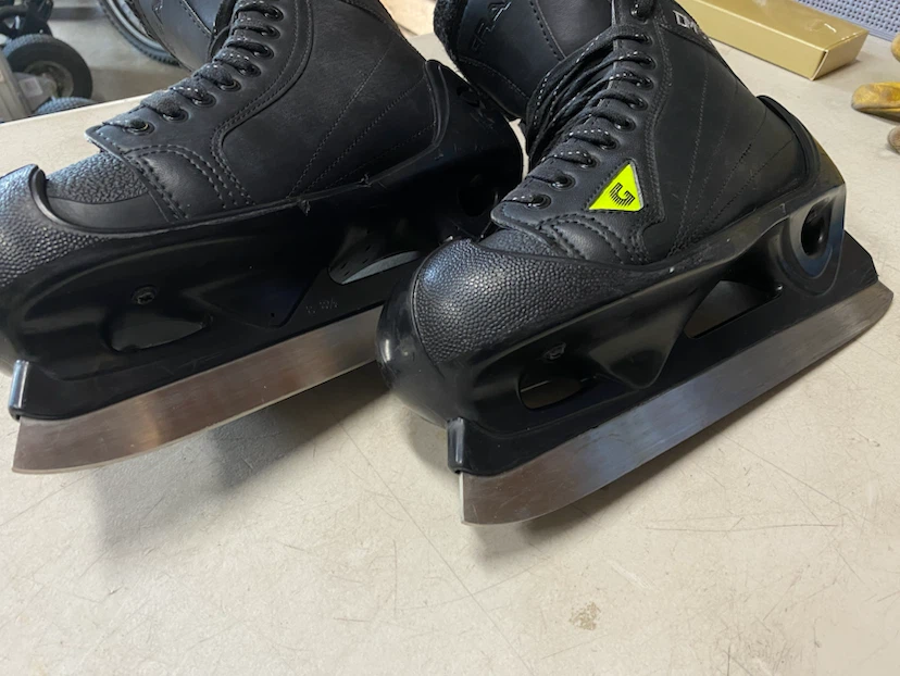 Graf DM1050 hockey goalie skates size 8 - photo 4