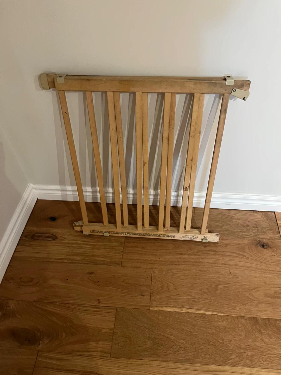 Wooden Baby or Pet Gate - photo 2