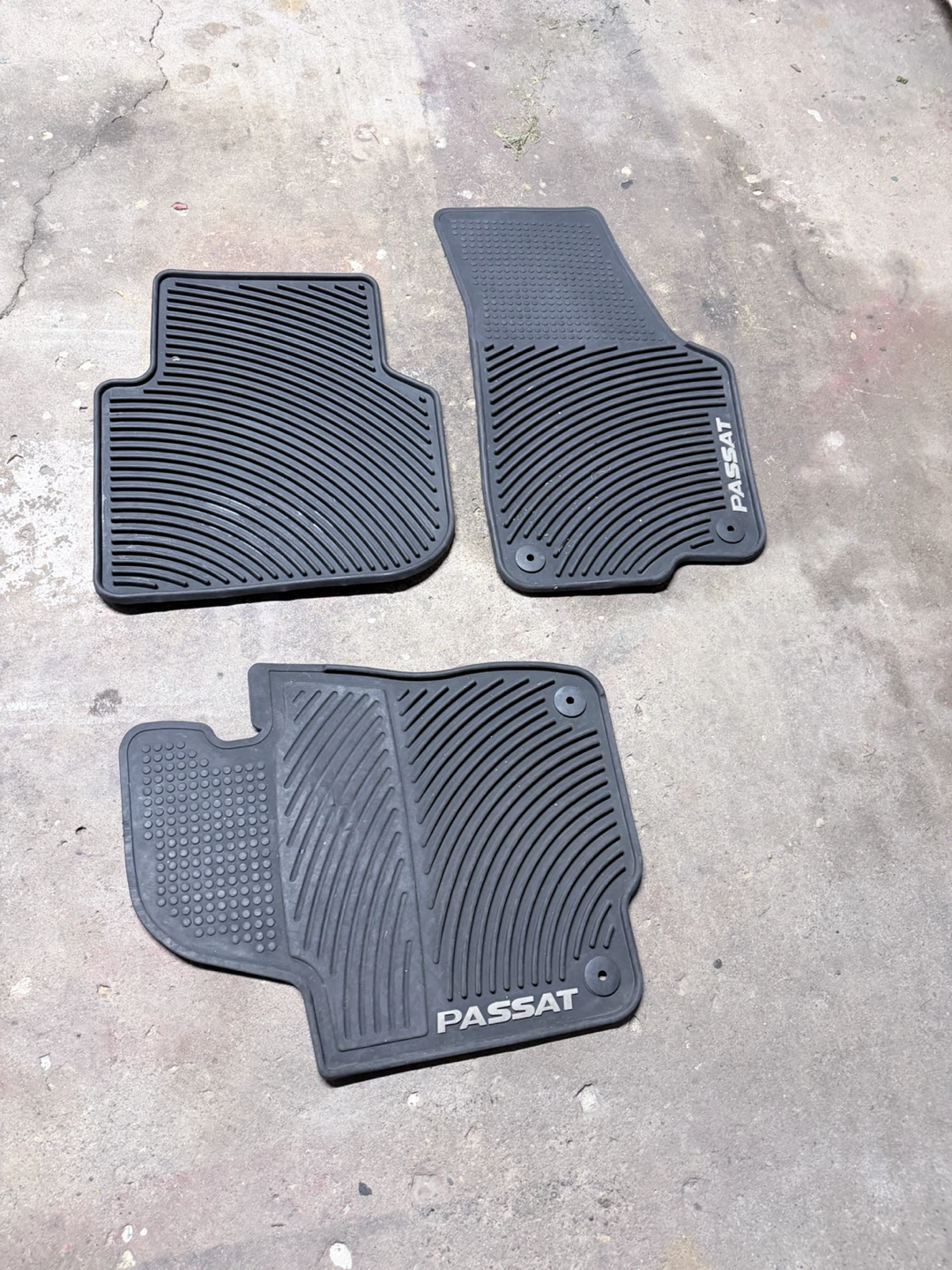 Volkswagen Passat All-Weather Floor Mats