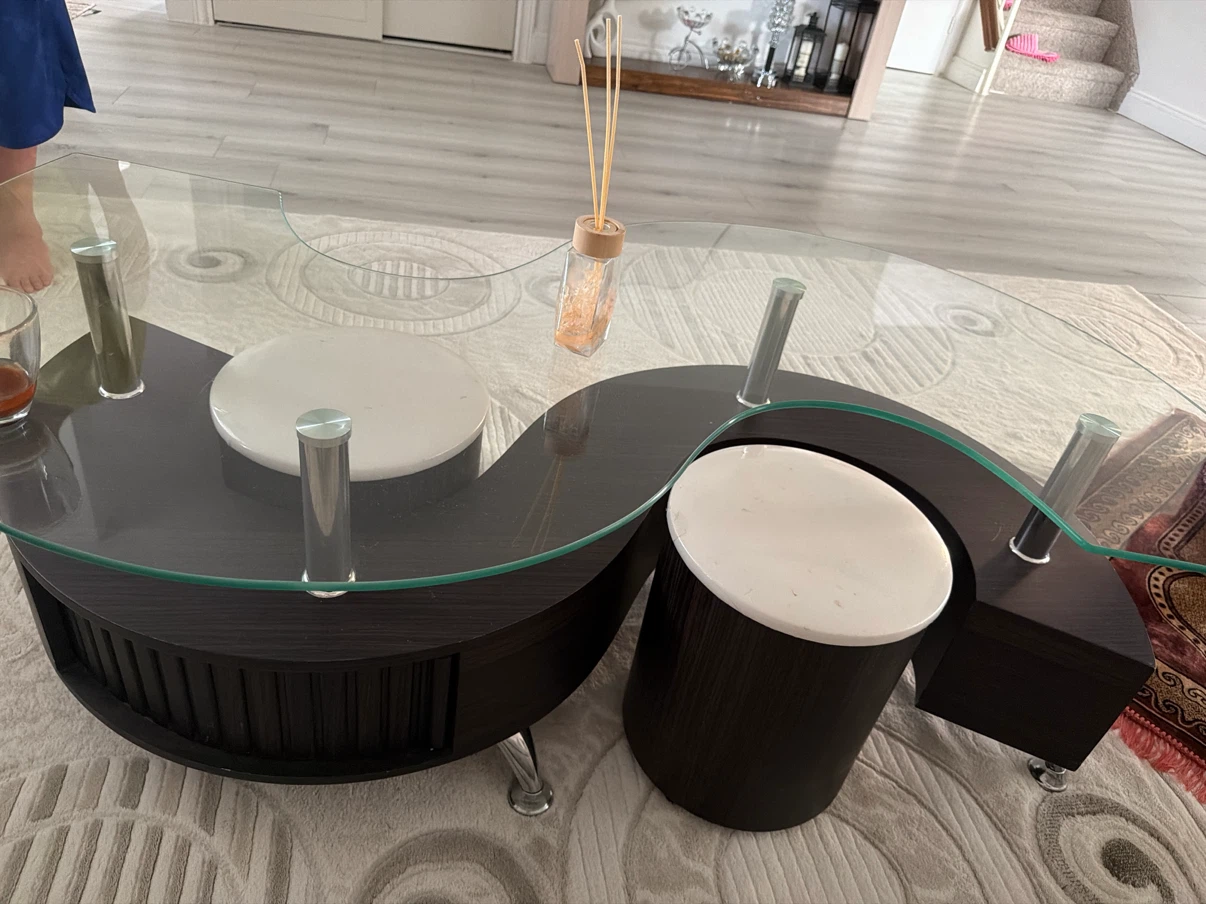S-Shaped Coffee Table with Stool - photo 2