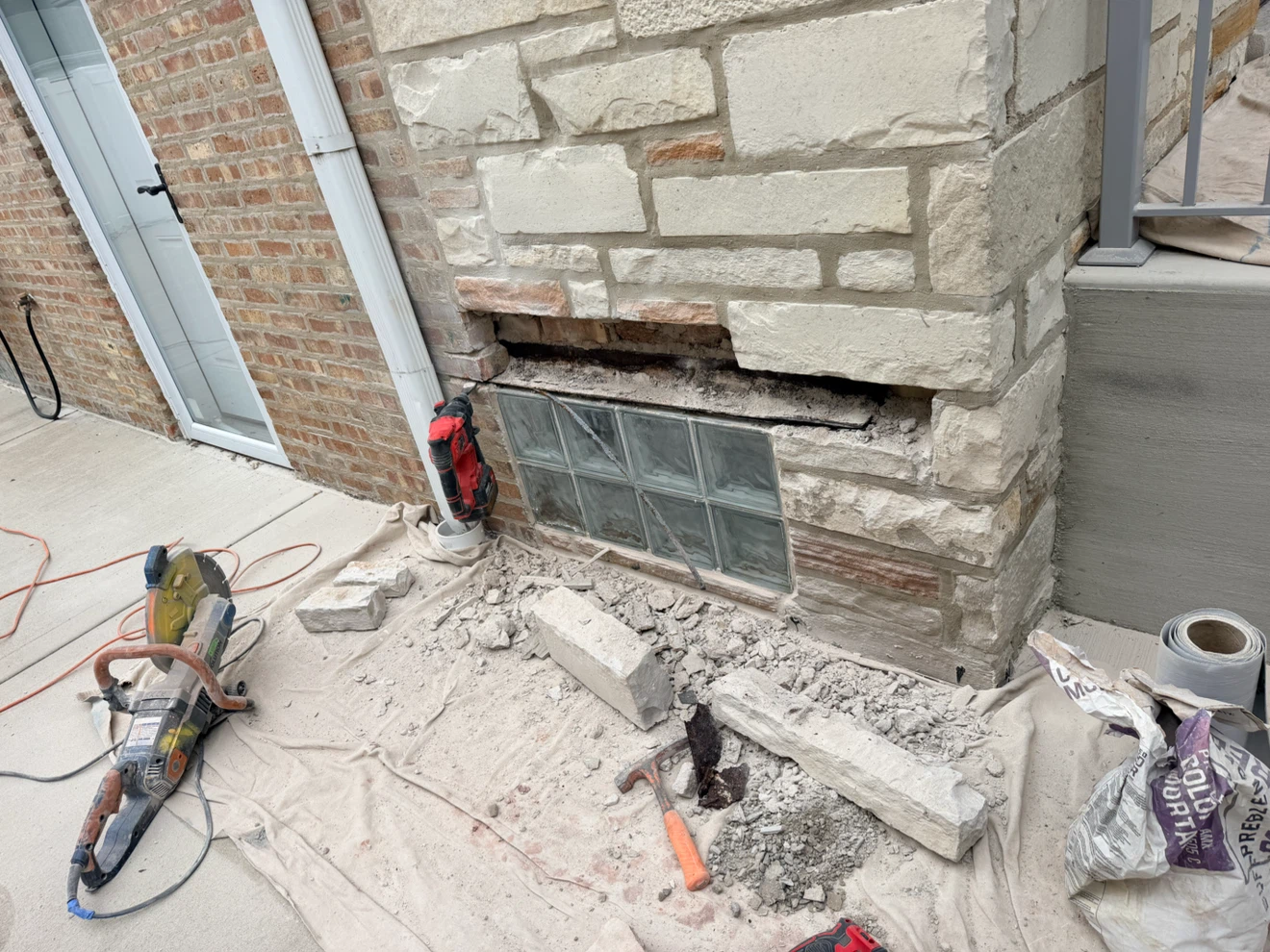 Lintel replacement & Tuck pointing - photo 2