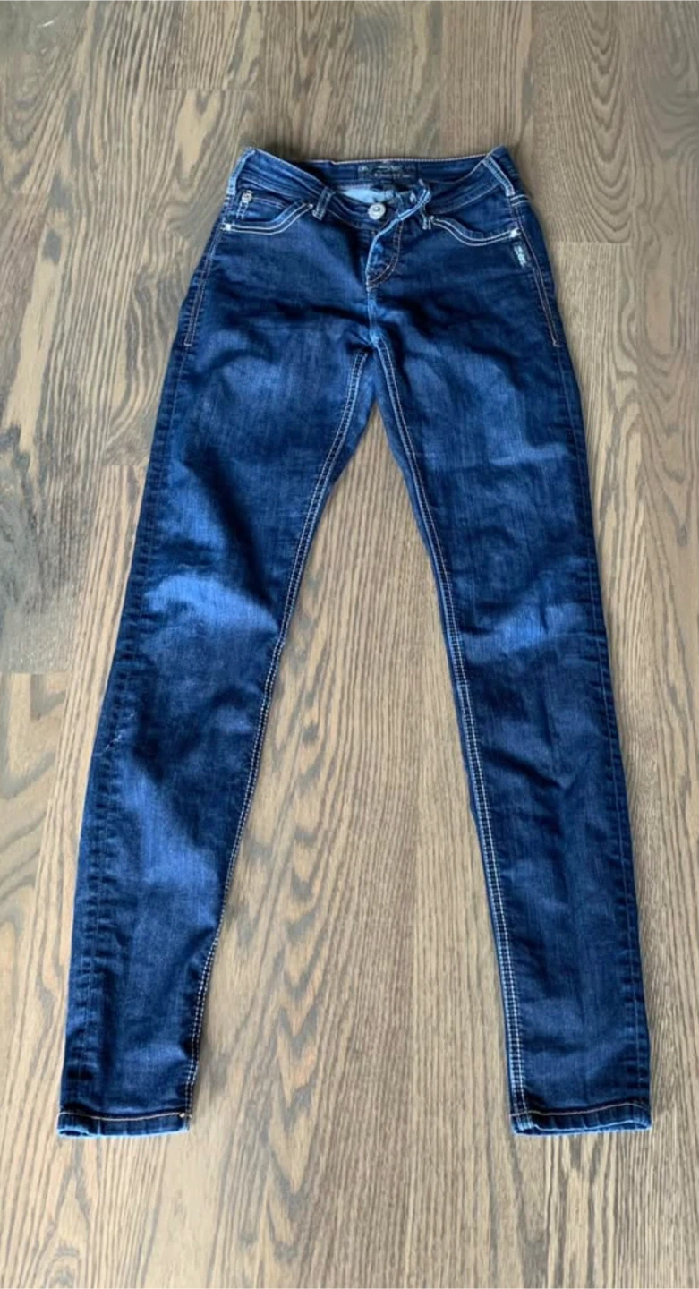 Silver Jeans Co. Nova Jeggings - W24 L31