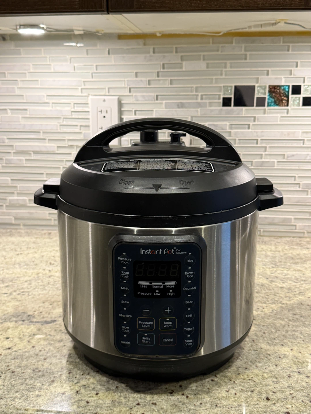 Instant Pot Duo 7-in-1 Electric Pressure Cooker