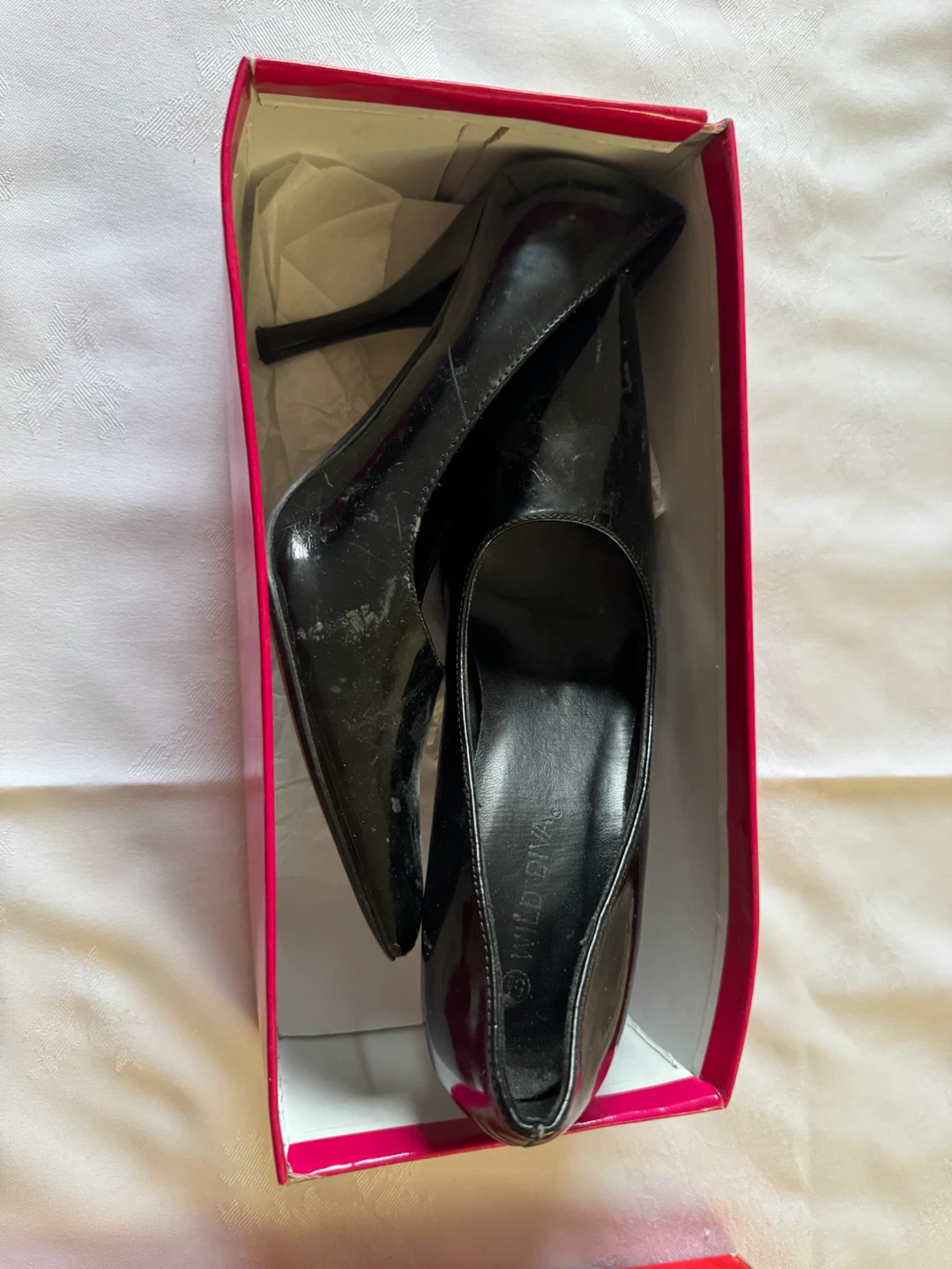 Le Château Black Satin Bow Heels - photo 2