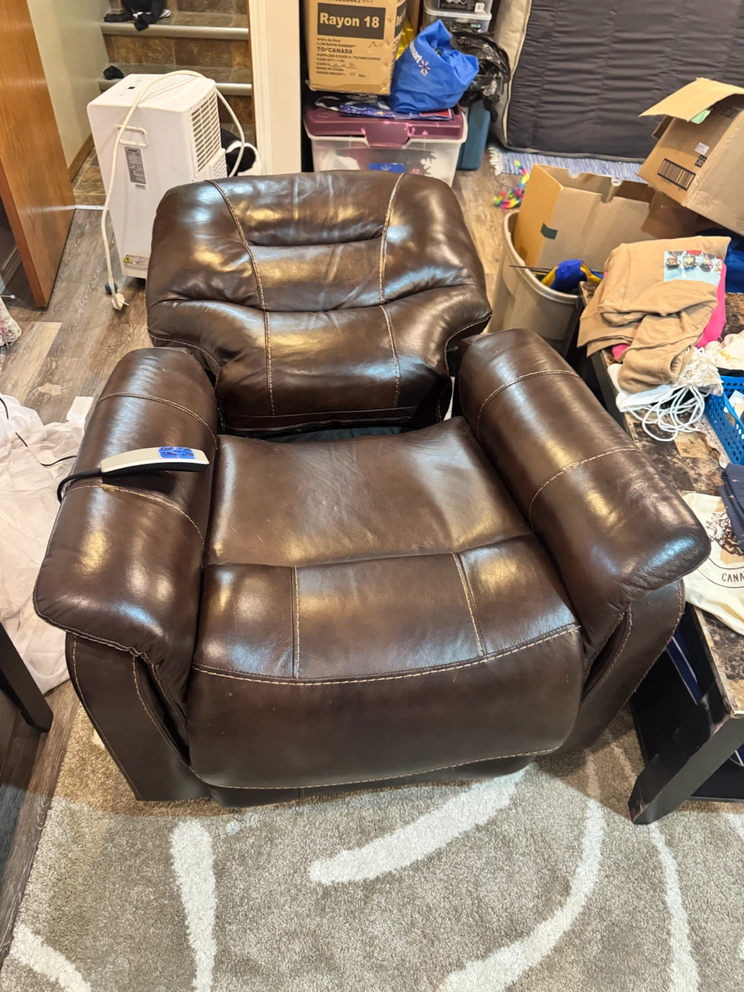 Brown Leather Lifting Recliner - photo 3