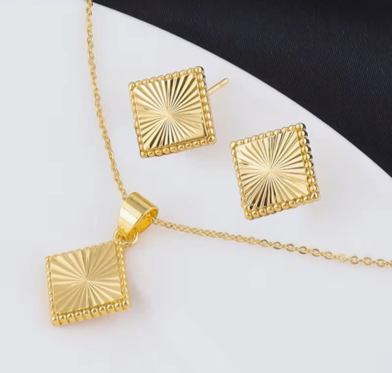 Gold Diamond Cut Square Pendant Necklace and Earring Set