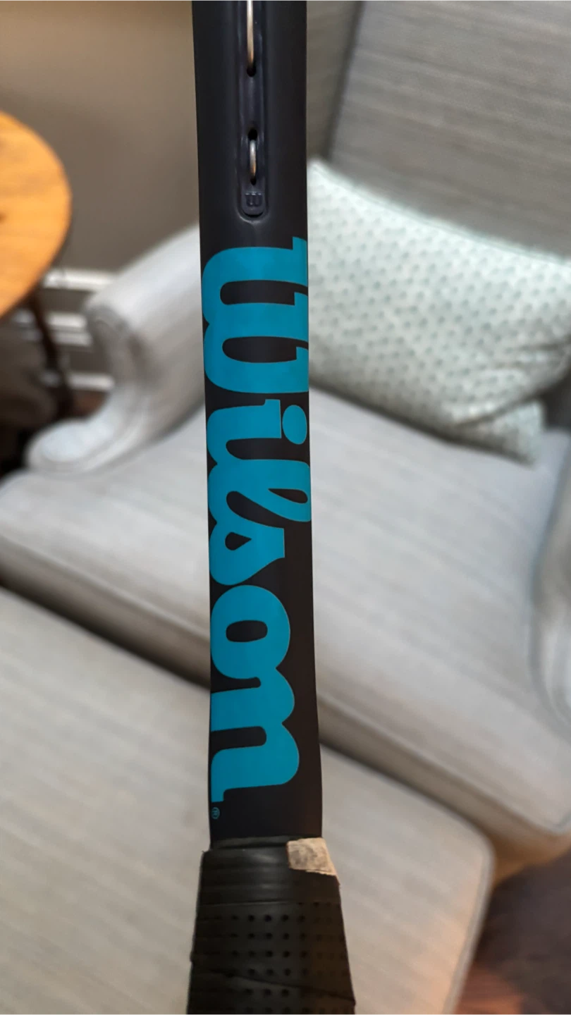 Wilson Ultra 100L V2.0 Tennis Racquet - photo 3